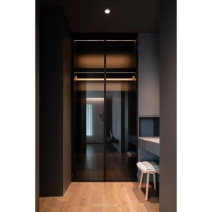 folding door